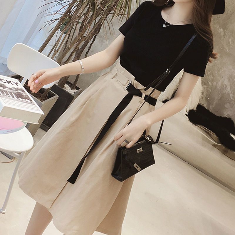 女性用ラウンドネック半袖スリムTシャツ,女性用スーツ,単色, - Summer Alt Clothing のレビューと価格