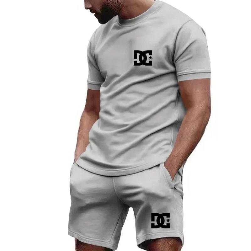 夏の新作メンズ半袖Tシャツと通気性のあるショートパンツのツー - Summer Clothing Types のレビューと価格